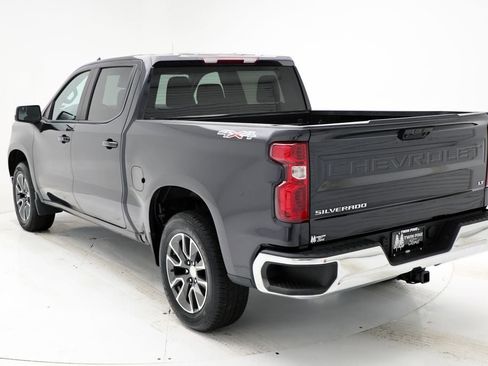 Used 2023 Chevrolet Silverado 1500 LT image 7