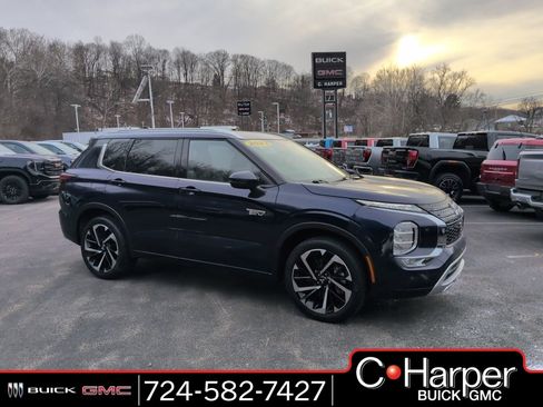 Used 2023 Mitsubishi Outlander SEL image 1