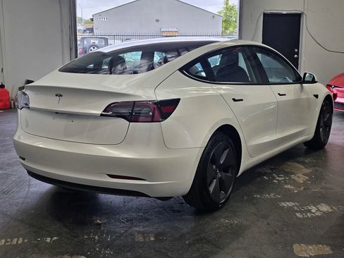 Used 2023 Tesla Model 3 Standard Range RWD image 4