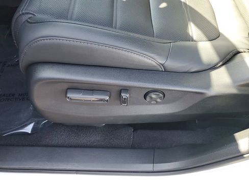 Certified 2022 Honda CR-V Touring image 22