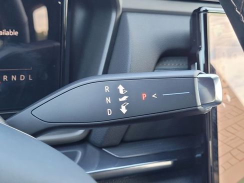 New 2026 GMC Terrain AT4 w/ Convenience Package III image 17