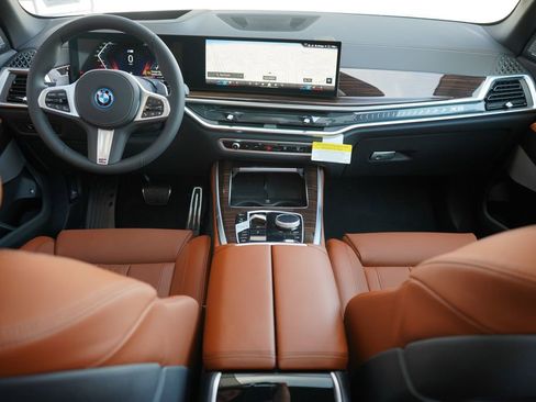 New 2026 BMW X5 xDrive50e w/ M Sport Package image 14