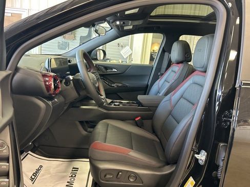 Used 2025 Chevrolet Equinox RS w/ Convenience Package III image 10