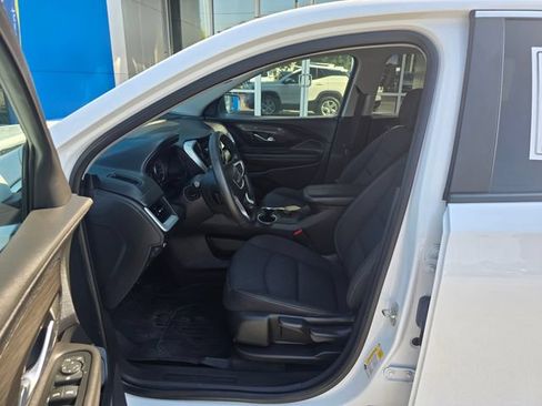 Used 2023 GMC Terrain SLE w/ LPO, Floor Liner Package AWD/4WD image 10
