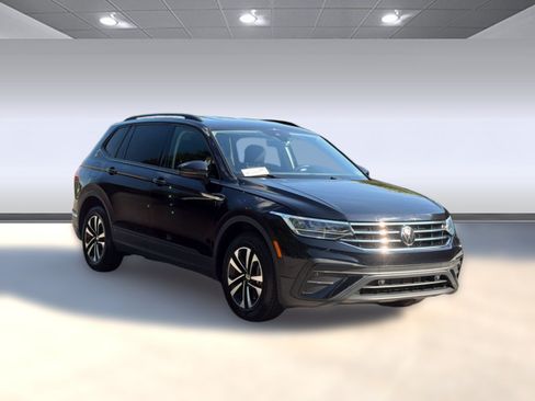 Used 2024 Volkswagen Tiguan S FWD image 7