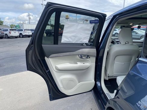 Used 2025 Volvo XC90 T8 Plus w/ Protection Package Premier image 29