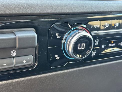 New 2026 GMC Sierra 1500 Elevation image 17