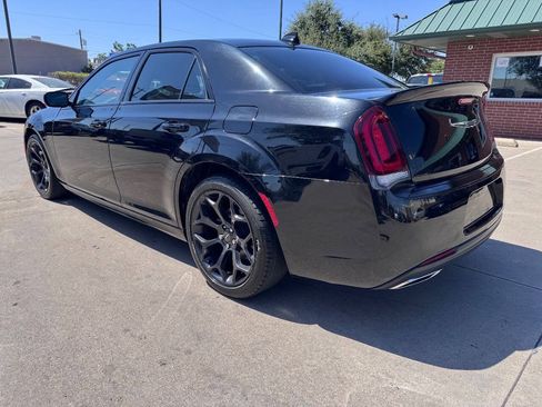 Used 2019 Chrysler 300 S w/ S Model Appearance Package RWD image 15