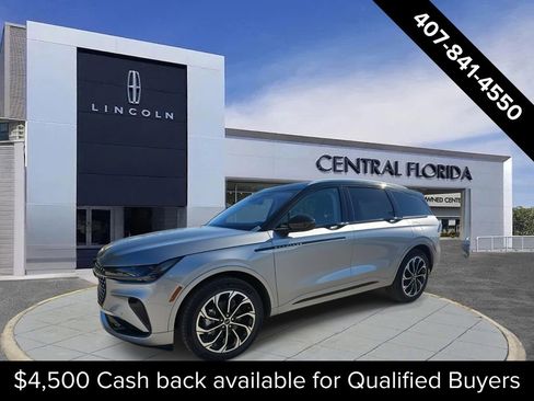 New 2026 Lincoln Nautilus Reserve image 6