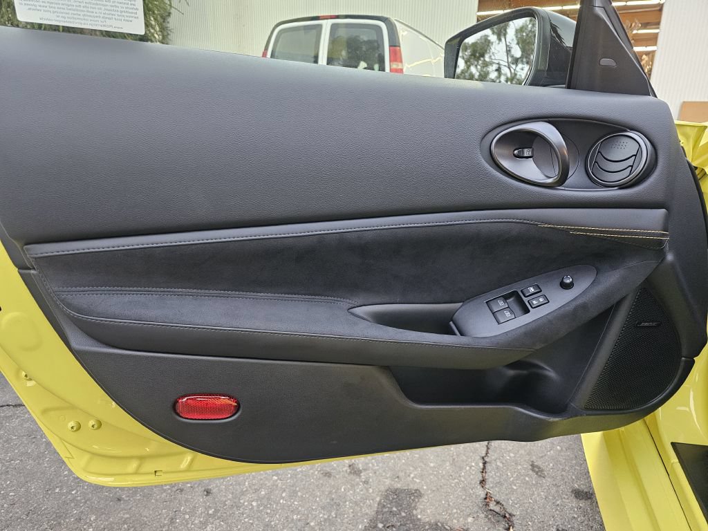 Used 2023 Nissan Z w/ Floor Mat Package (L93) RWD image 15