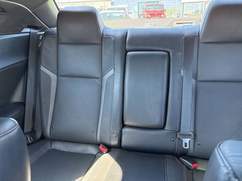 Used 2015 Dodge Challenger R/T Plus RWD image 30
