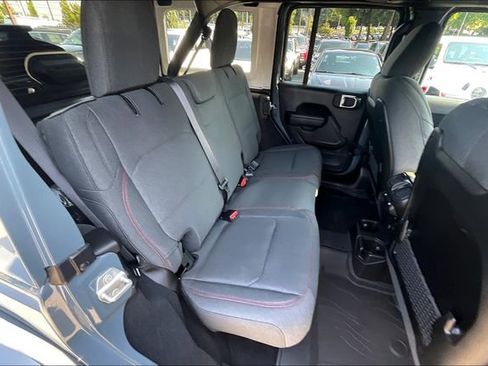 New 2025 Jeep Wrangler Unlimited Rubicon w/ XTREMEE 35" Tire Package image 24