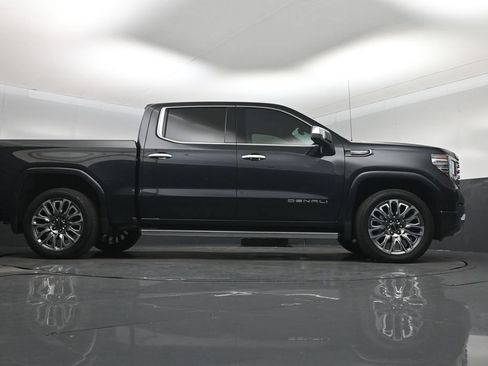 Used 2026 GMC Sierra 1500 Denali Ultimate AWD/4WD image 16