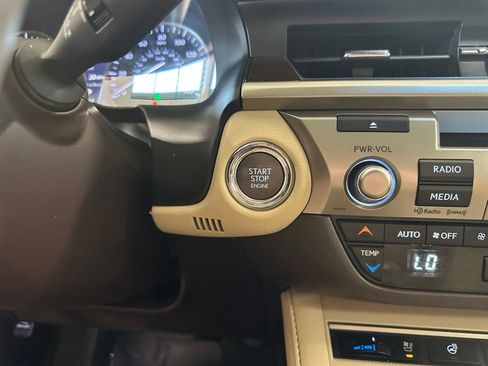 Used 2017 Lexus ES 350 FWD image 26