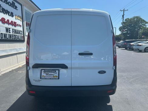 Used 2023 Ford Transit Connect XL FWD image 5