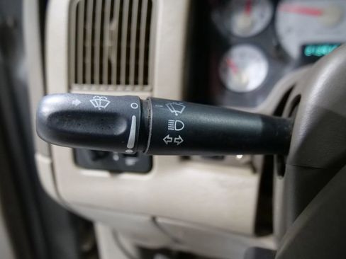 Used 2005 Dodge Ram 2500 Truck SLT w/ Light Group image 24