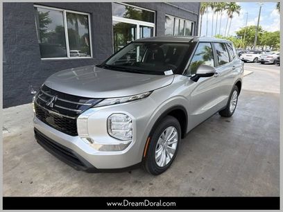 Used 2026 Mitsubishi Outlander ES