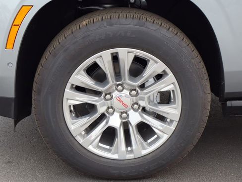 New 2026 GMC Yukon Denali w/ Sun & Power Step Package image 25