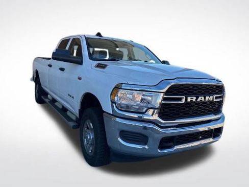 Used 2019 RAM 2500 Tradesman AWD/4WD image 3