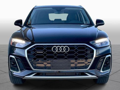 Used 2023 Audi Q5 2.0T Premium w/ Convenience Package image 3