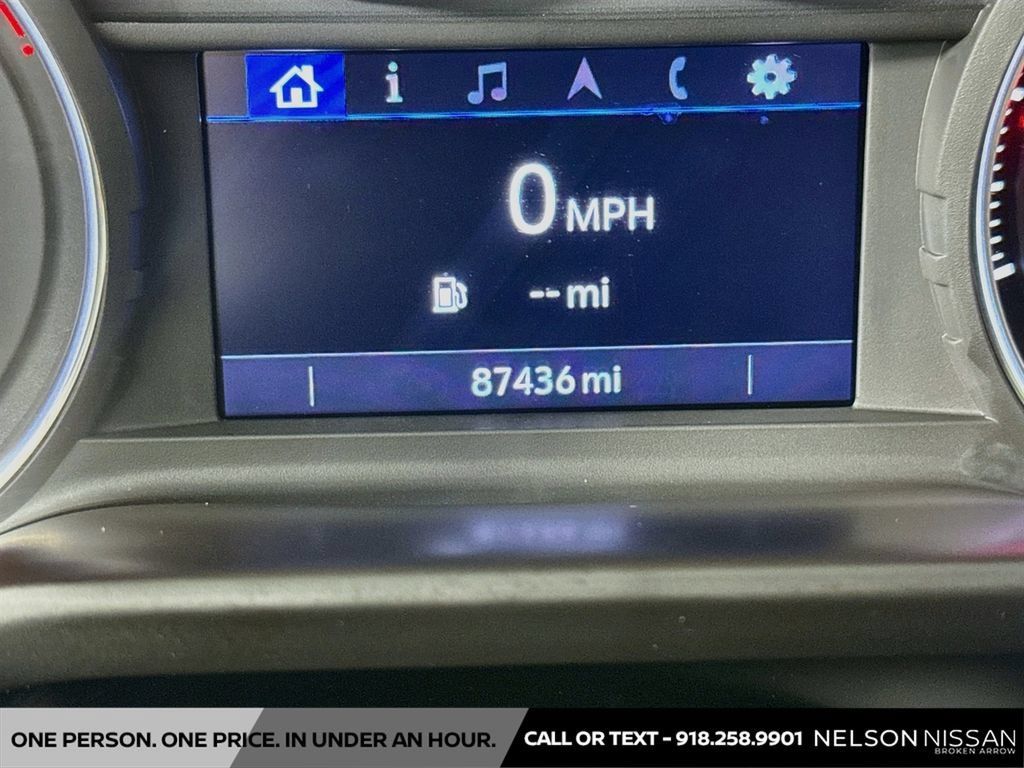 Used 2020 Chevrolet Silverado 1500 LT Trail Boss AWD/4WD image 12