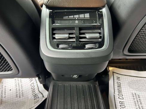 Used 2020 Volvo XC60 T6 Inscription AWD/4WD image 18