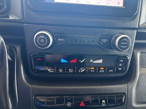 Used 2025 RAM ProMaster 2500 w/ Convenience Group FWD image 43