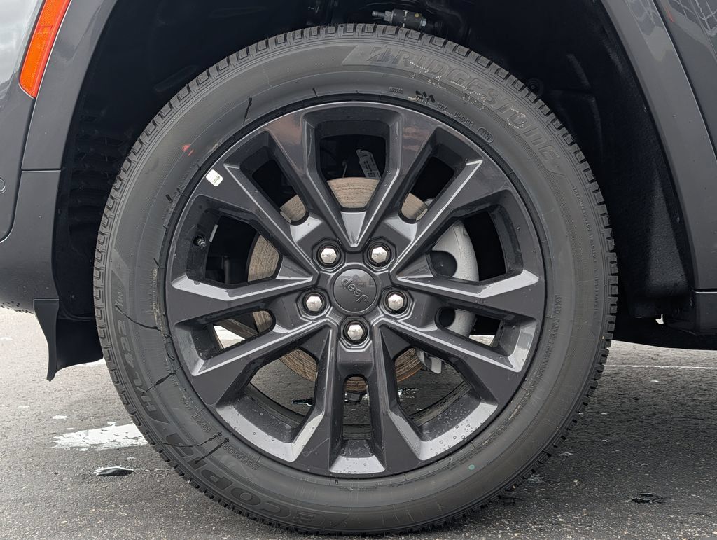 New 2026 Jeep Grand Cherokee Limited AWD/4WD image 4
