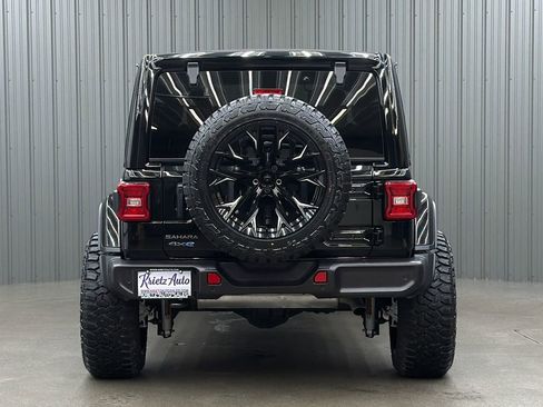 Used 2025 Jeep Wrangler Unlimited Sahara w/ Safety Group image 4