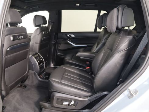 Used 2024 BMW X7 M60i AWD/4WD image 62