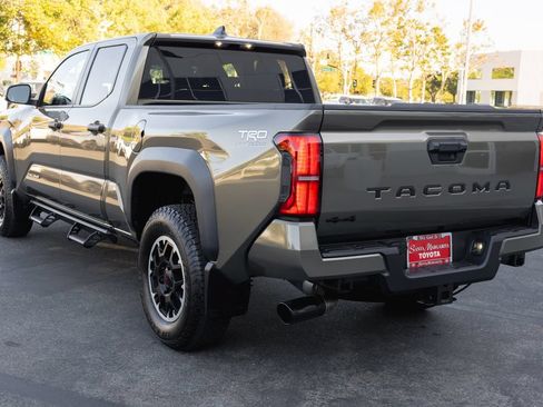 Certified 2026 Toyota Tacoma TRD Off-Road AWD/4WD image 7