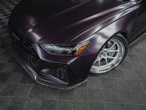 Used 2022 Audi RS 6 AWD/4WD image 4