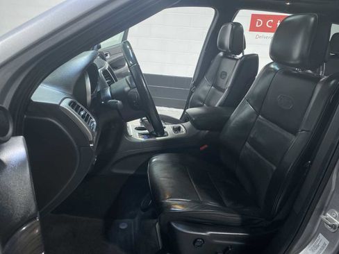 Used 2018 Jeep Grand Cherokee Overland image 11