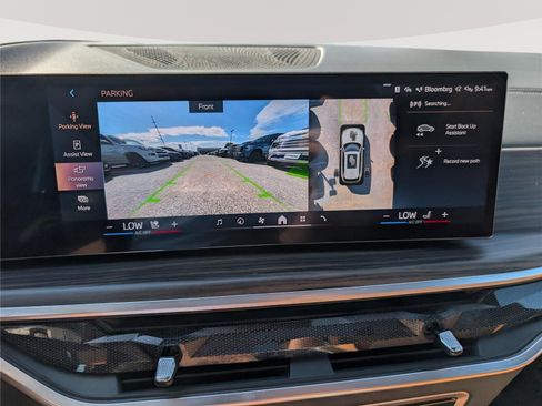 Used 2024 BMW X5 xDrive40i w/ Premium Package AWD/4WD image 31