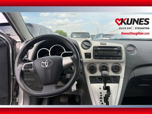 Used 2013 Toyota Matrix L FWD image 33