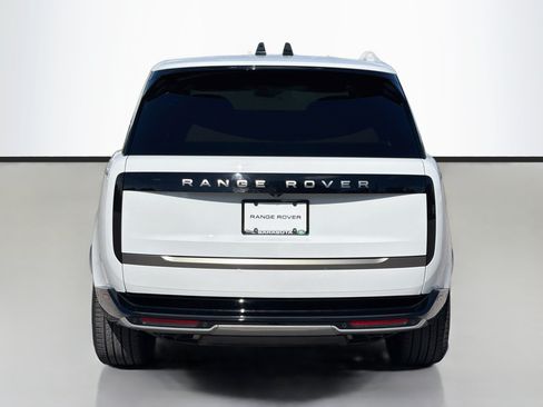Used 2025 Land Rover Range Rover Long Wheelbase Autobiography AWD/4WD image 4