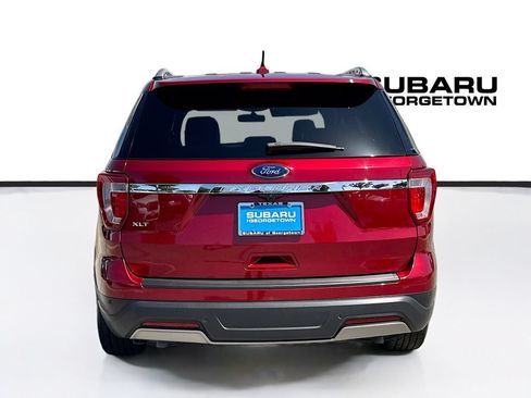 Used 2019 Ford Explorer XLT w/ Equipment Group 202A FWD image 6