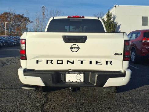 New 2026 Nissan Frontier SV w/ Tow Package AWD/4WD image 5