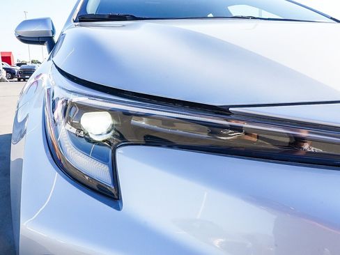 New 2026 Toyota Corolla SE FWD image 11