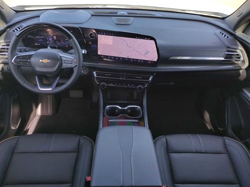 Used 2026 Chevrolet Traverse High Country image 21