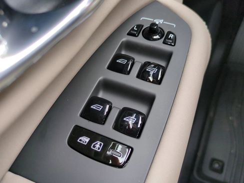 New 2026 Volvo XC90 B6 Plus w/ Protection Package Premier image 23