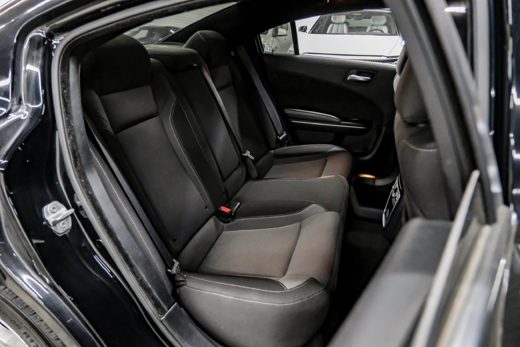 Used 2022 Dodge Charger SXT RWD image 42