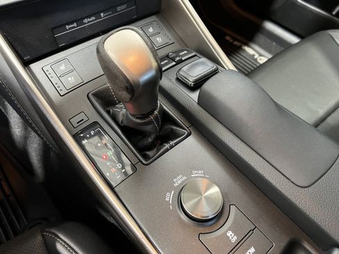 Used 2016 Lexus IS 200t RWD image 18