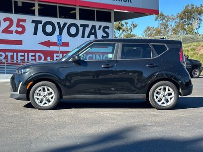 Used 2024 Kia Soul LX w/ Option Group 015
