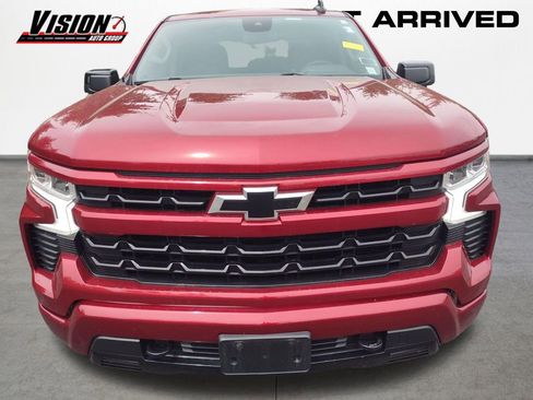 Used 2023 Chevrolet Silverado 1500 RST w/ Z71 Off-Road Package AWD/4WD image 8