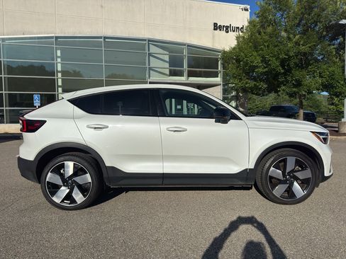 Used 2023 Volvo C40 P8 Recharge Ultimate AWD/4WD image 8