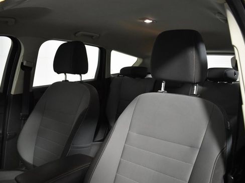 Used 2017 Ford Escape S image 10