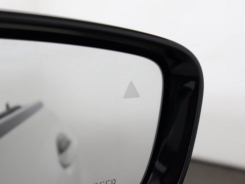 Used 2022 BMW M850i Gran Coupe xDrive w/ Comfort Seating Package image 43