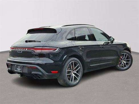 Used 2024 Porsche Macan S image 4
