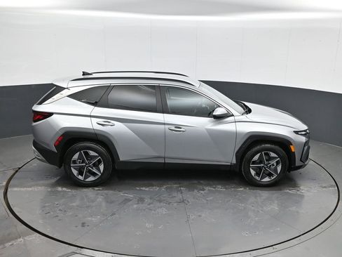 Certified 2025 Hyundai Tucson SEL image 16